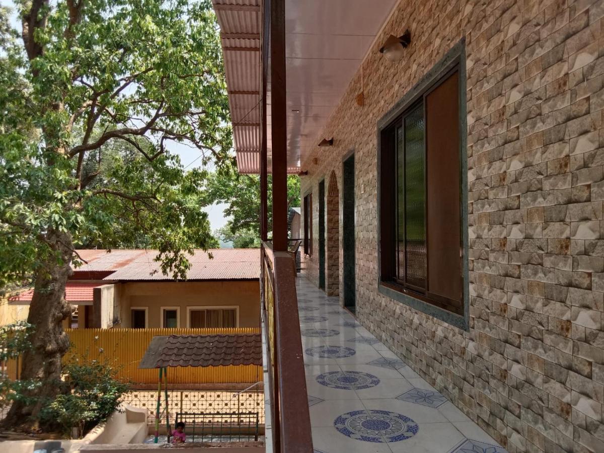 New Alpha House Matheran Hotel Exterior photo